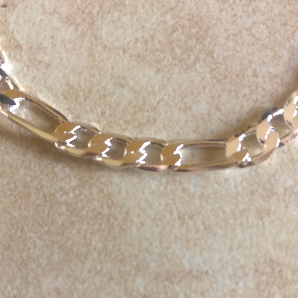 Silver Figaro link 8” bracelet - Picture 2 of 2